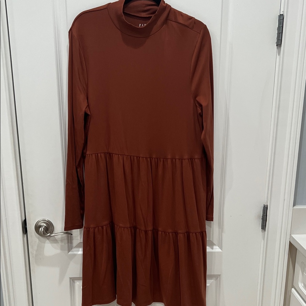 GAP Rich Brown Long Sleeve Dress
Pit to pit 22”
Top to bottom 40”. Beautiful